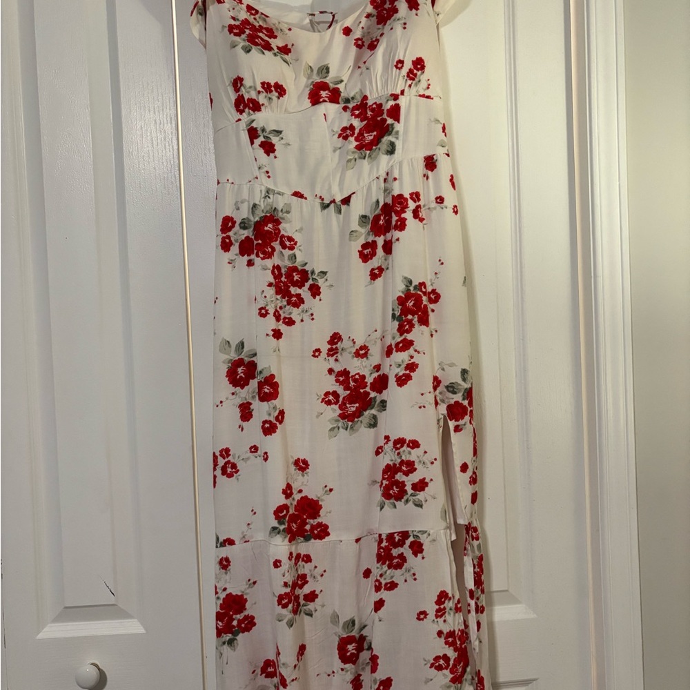 Hollister Floral Red and White Women's Dress